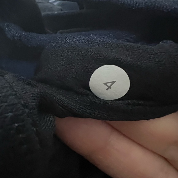 Lululemon No Limit Tank - Picture 3 of 3